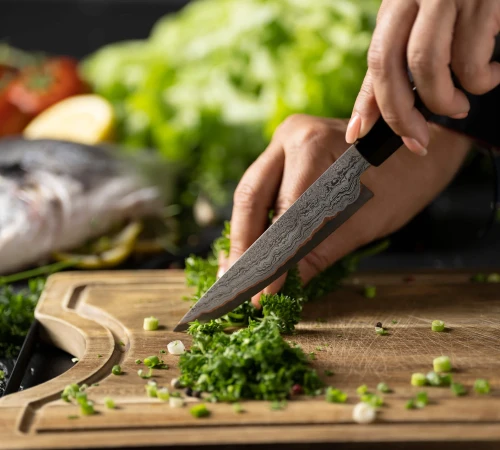 Снимка на Кухненски нож Chefsblade - ръчно кован многослоен дамаск - Универсален - 130мм - CB100142